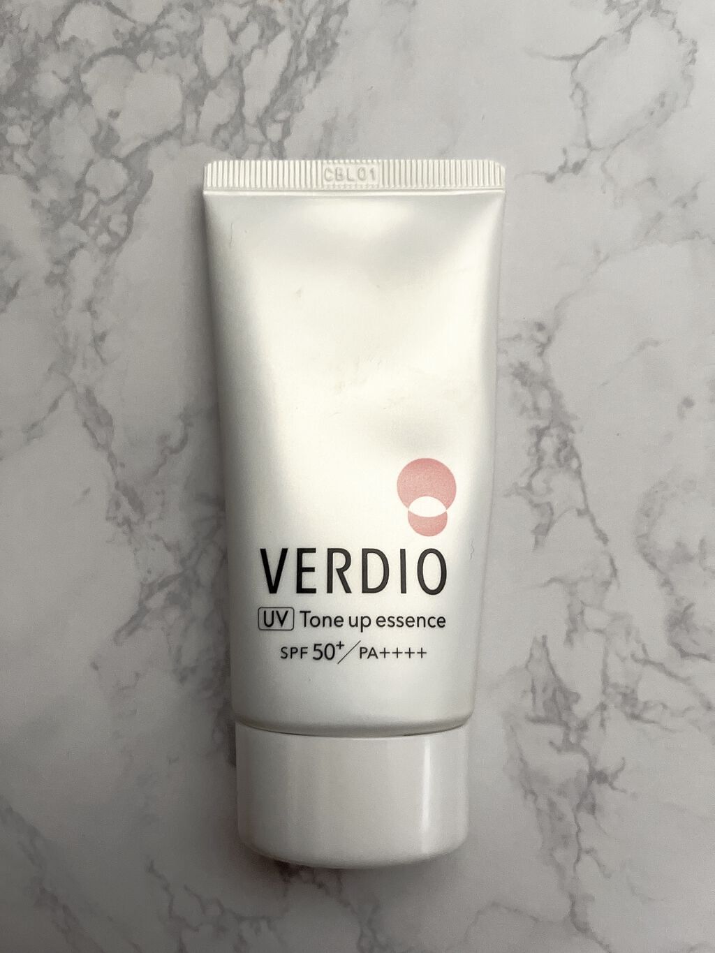 ベルディオ UVトーンアップエッセンス N/メンターム/日焼け止めローションを使ったクチコミ（1枚目）