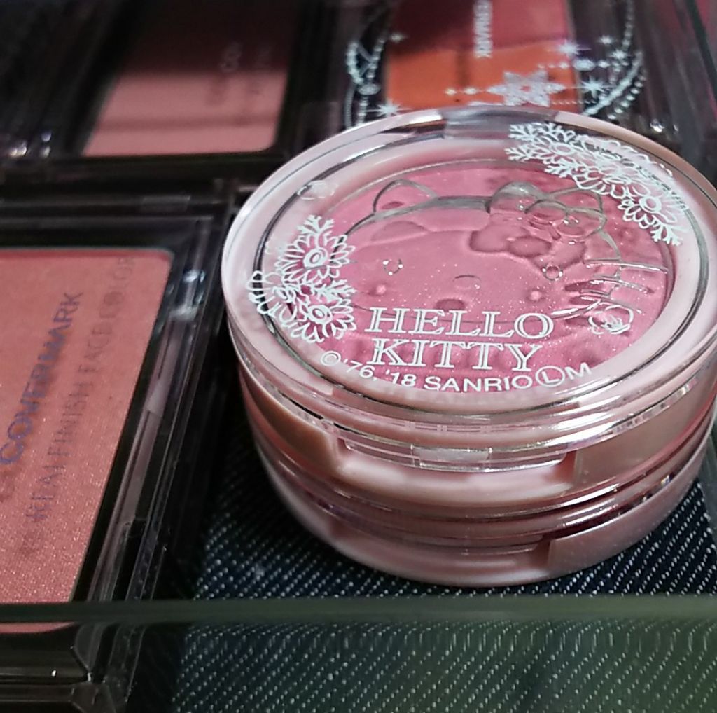 Blooming Kitty パウダーチーク/DAISO/パウダーチークを使ったクチコミ（3枚目）