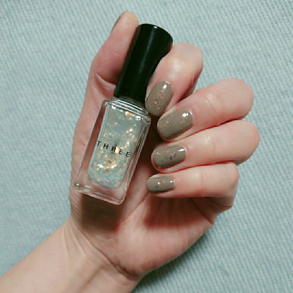 ネイルポリッシュ 126 SPARKLING RAYS＜限定色＞/THREE/マニキュアを使ったクチコミ（1枚目）