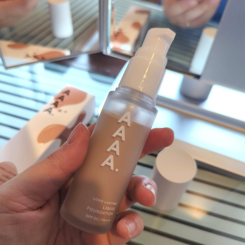 リキッドファンデーション/AAAA./クリーム・エマルジョンファンデーションを使ったクチコミ（1枚目）