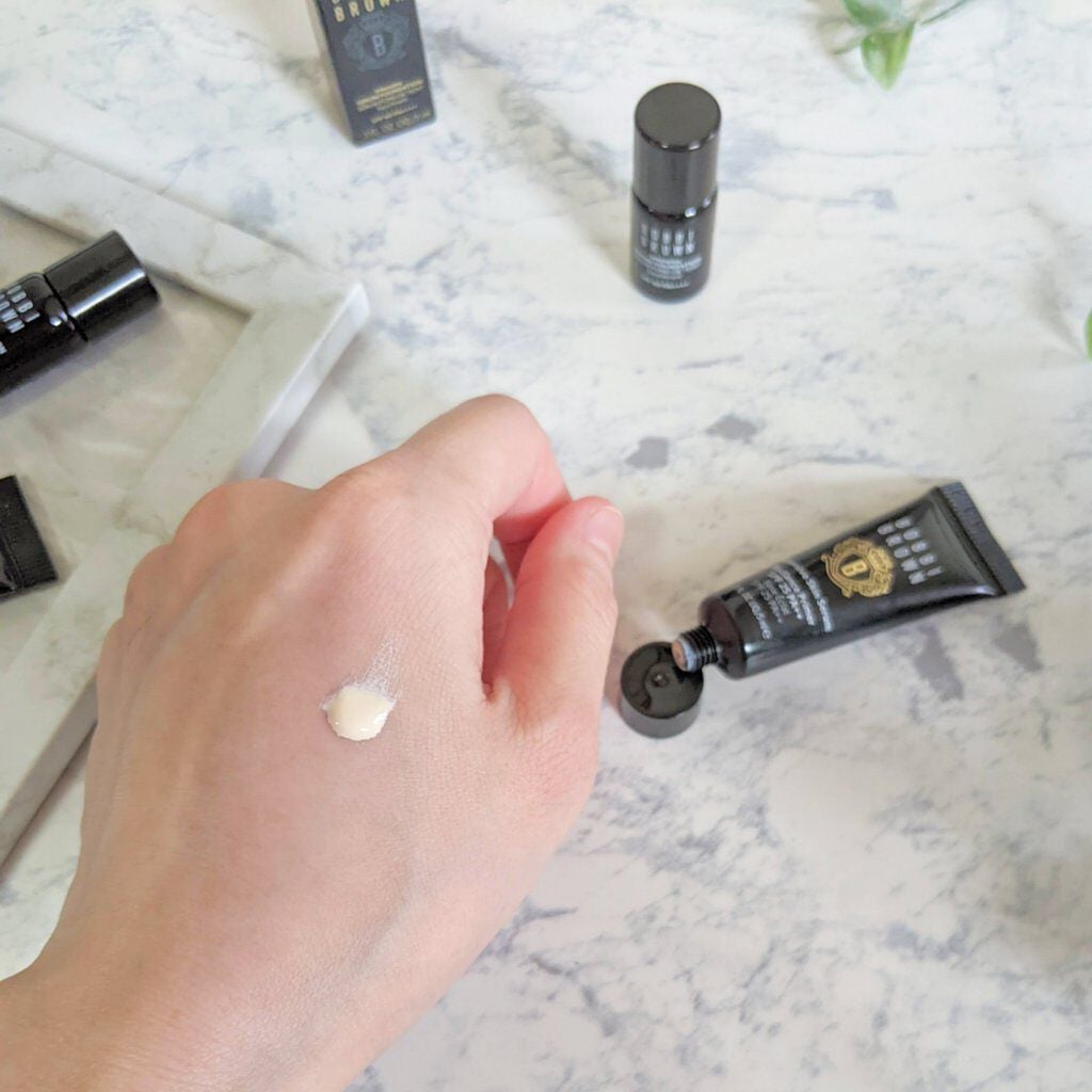 インテンシブ セラム ラディアンス プライマー/BOBBI BROWN/化粧下地を使ったクチコミ(2枚目)