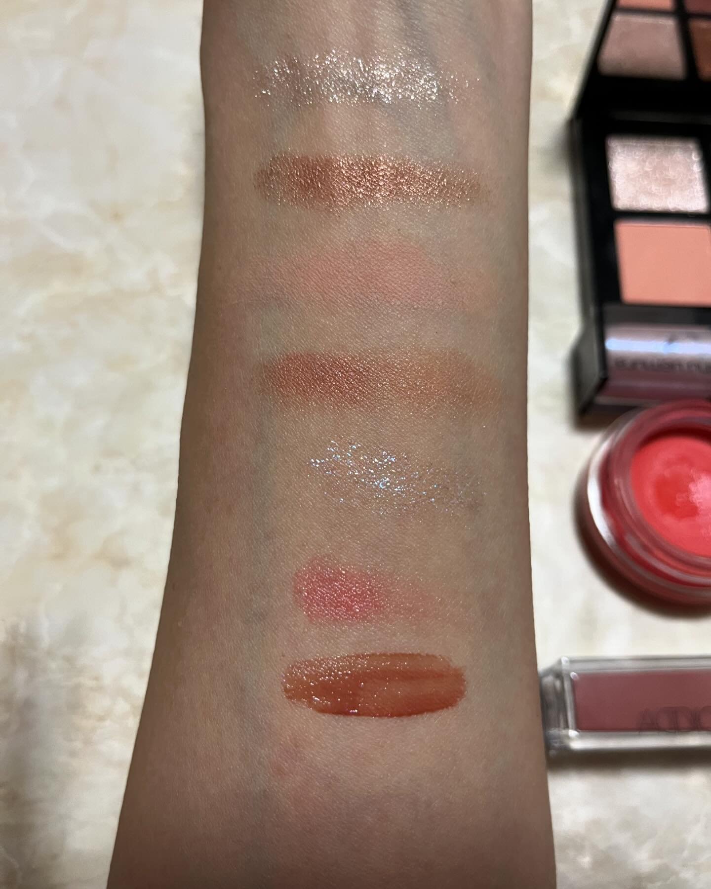 アイ フォイル/shu uemura/リキッドアイシャドウを使ったクチコミ（2枚目）