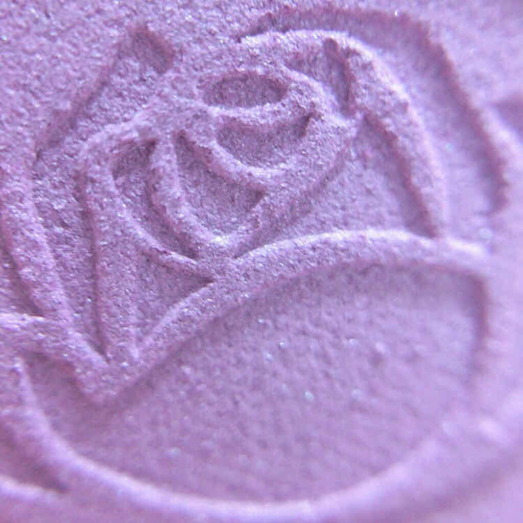 アイカラー/レ・メルヴェイユーズ ラデュレ/単色アイシャドウを使ったクチコミ（3枚目）