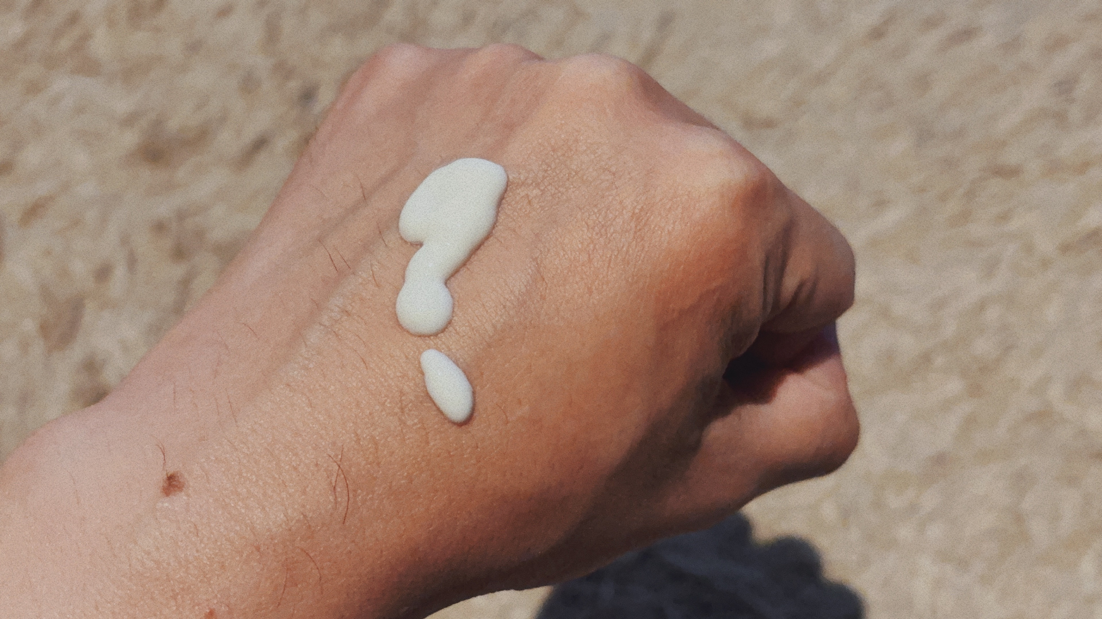 IOPE UV シールド サン アンプルのクチコミ「IOPE
UV シールド サン アンプル　

IOPEは好きなものが多く期待してましたが期待し.....」（2枚目）