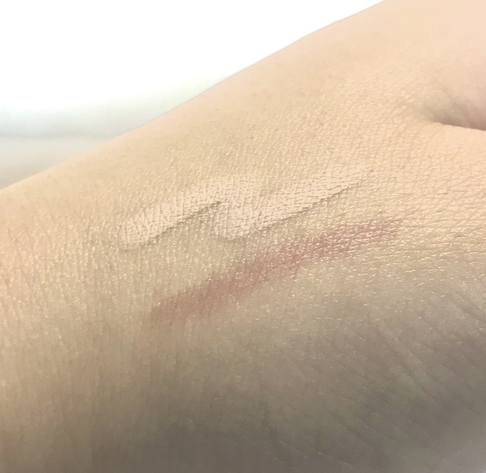 描くふたえアイライナー/CEZANNE/リキッドアイライナーを使ったクチコミ（2枚目）