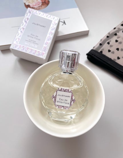 ジルスチュアート オード ホワイトフローラル/JILL STUART/香水(レディース)を使ったクチコミ(3枚目)