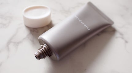 ハンデコルテ/キユートピア/ネック・デコルテケアを使ったクチコミ(2枚目)