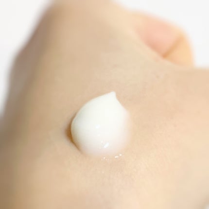 ニベア ロイヤルブルーボディミルク 美容ケア/ニベア/ボディミルクを使ったクチコミ(2枚目)