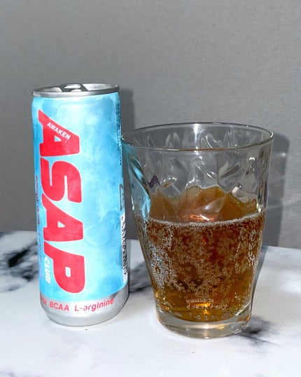 モコ on LIPS 「ASAPCLUBエナジードリンク。“覚醒せよ!”アルギニンをは..」(4枚目)