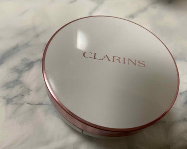 ブライトプラス ブライトニング クッションファンデーション 102.5 ポーセリン/CLARINS/クッションファンデーションを使ったクチコミ（1枚目）