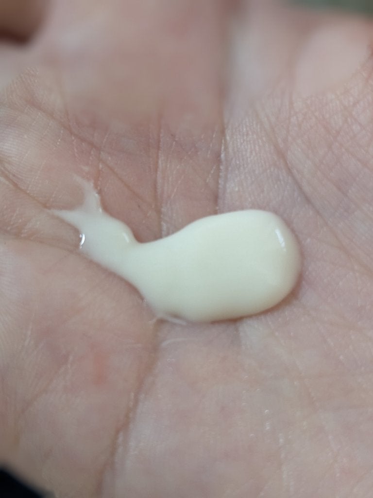 ソフィーナ iP スキンケアUV 01乾燥しがちな肌環境 SPF50+ PA++++/SOFINA iP/日焼け止めクリームを使ったクチコミ(4枚目)