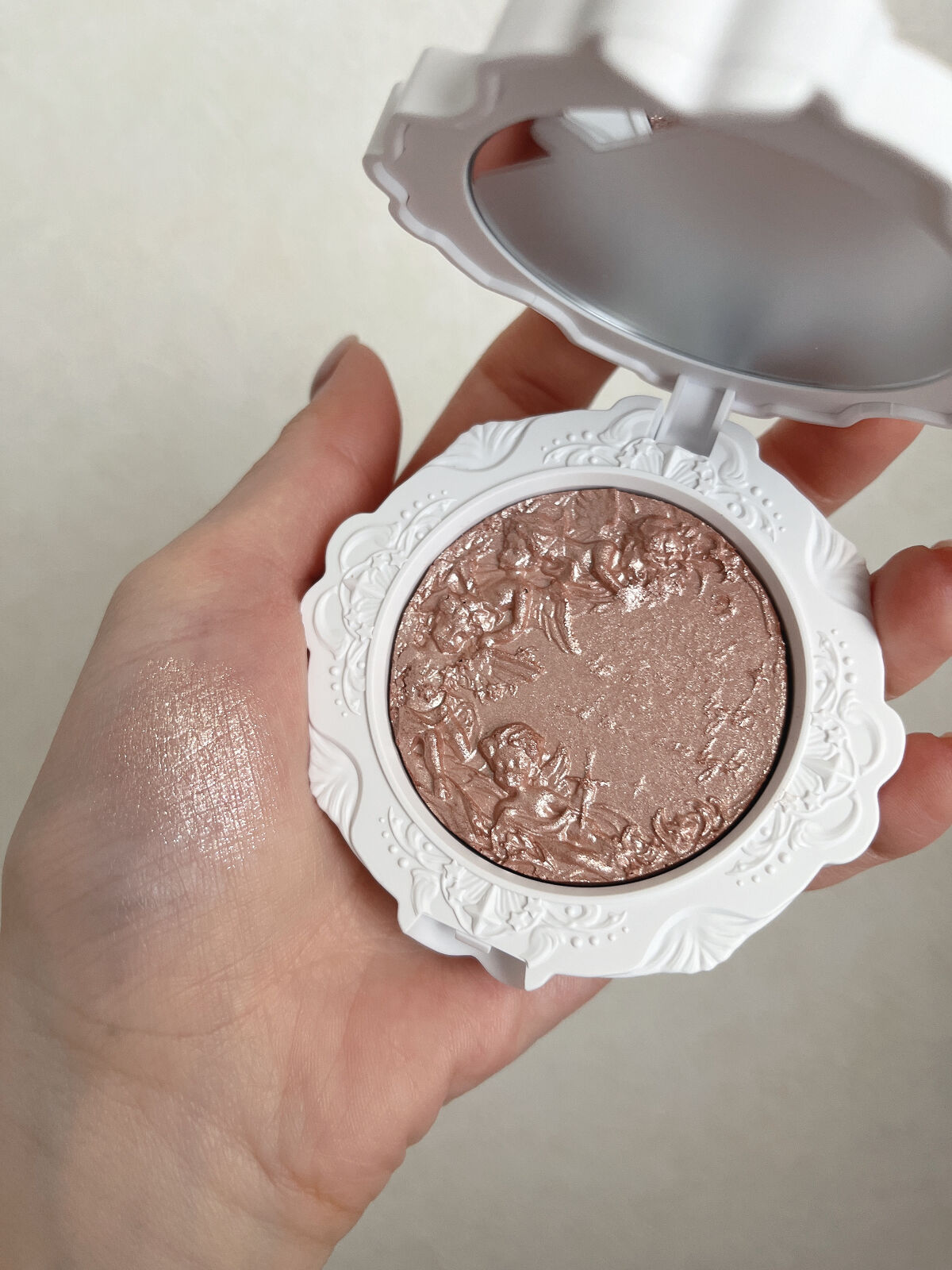 リトルエンジェル ハイライター ニューエラ（新世界）/FlowerKnows/パウダーハイライトを使ったクチコミ（3枚目）