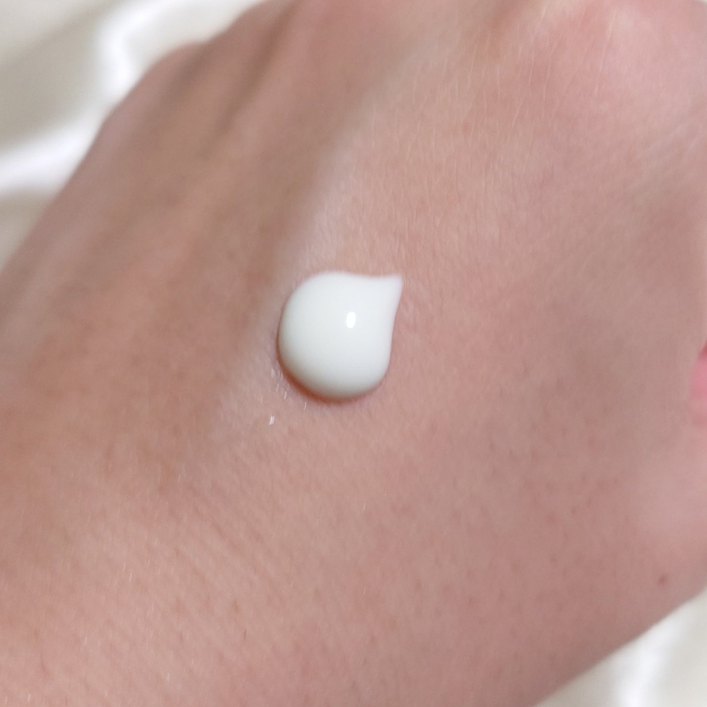 スキンアクア スーパーモイスチャージェル/スキンアクア/日焼け止めジェルを使ったクチコミ(2枚目)