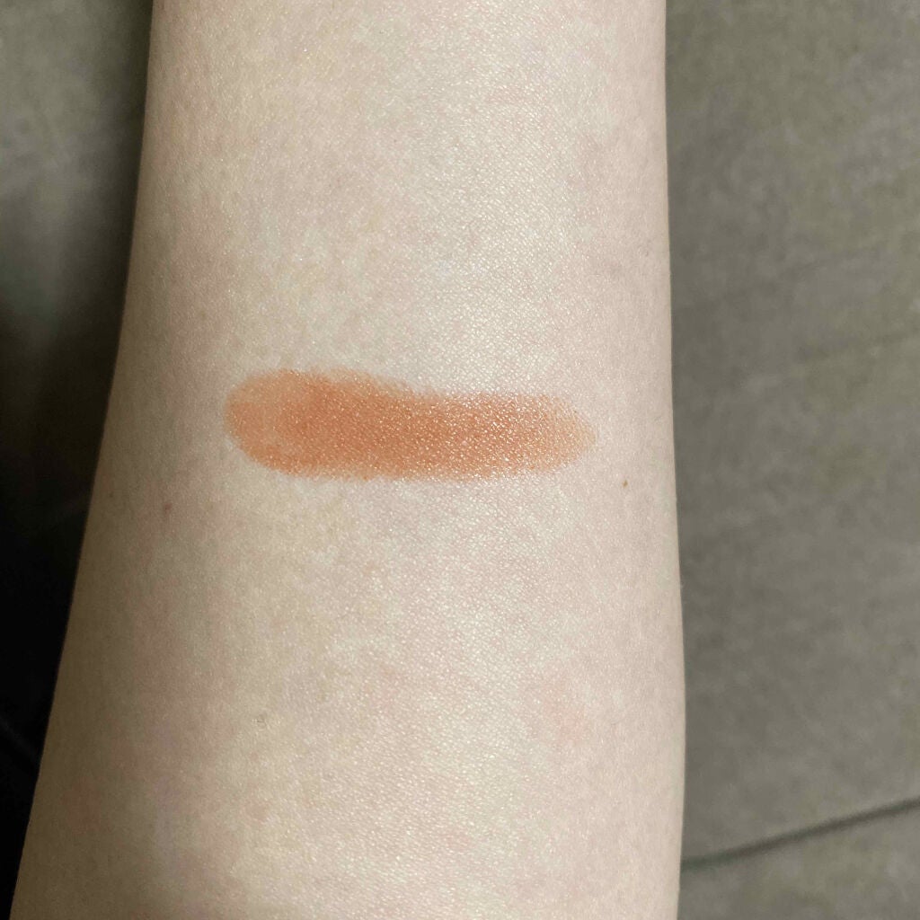 カラーリッシュモイストマットN/ロレアル パリ/口紅を使ったクチコミ(2枚目)