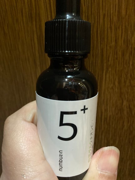 5番 白玉グルタチオンC美容液/numbuzin/美容液を使ったクチコミ(4枚目)