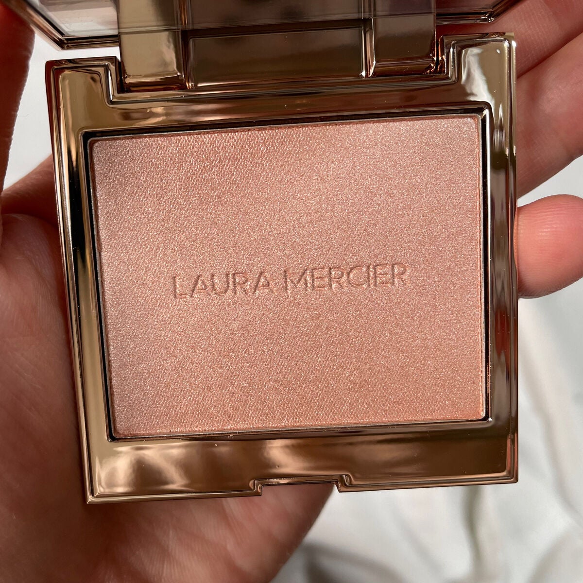 ローズグロウ イルミネーター /ローラ メルシエ/プレストパウダーを使ったクチコミ(5枚目)