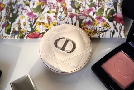 ディオールスキン フォーエヴァー クッション パウダー/Dior/ルースパウダーを使ったクチコミ(1枚目)