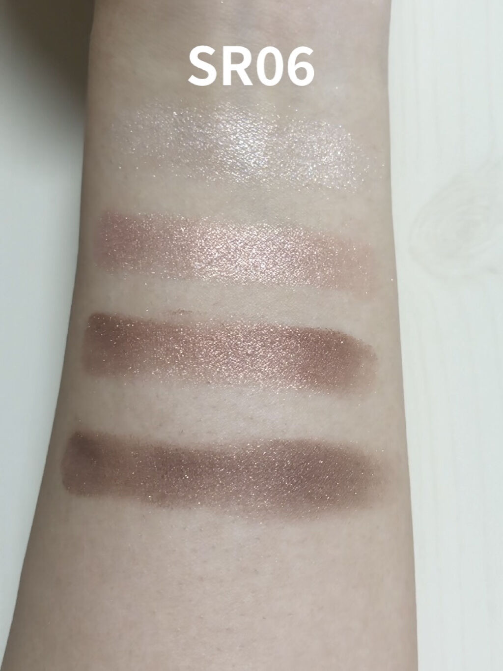 リアルクローズシャドウ/excel/アイシャドウパレットを使ったクチコミ（3枚目）