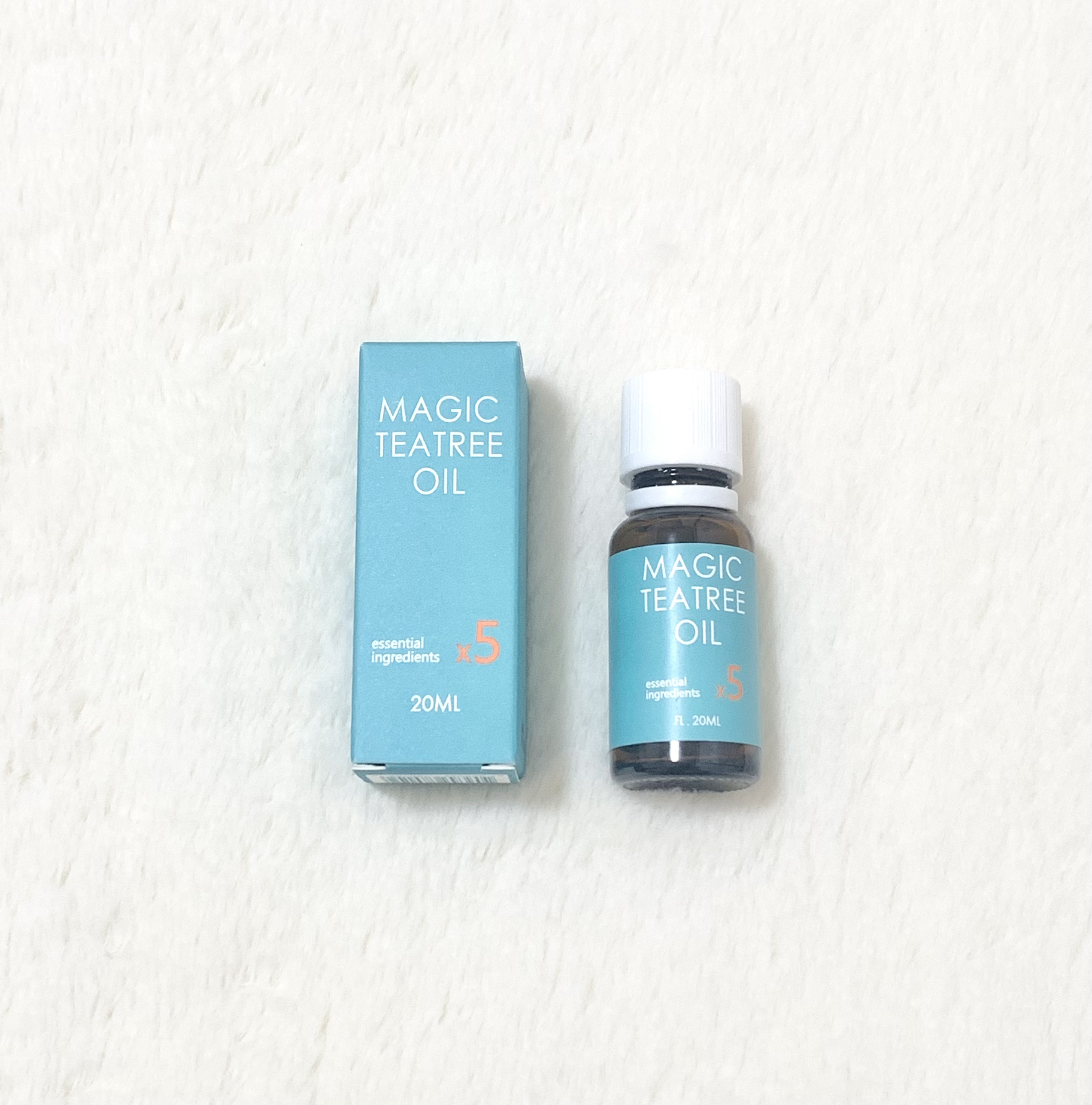 【お守りとして持っておきたいスキンケアアイテム💚】



マジックティーツリーオイル¥2,790


3個目です🤲🏻




にきびができた時に綿棒につけてにきびに塗ったり白ニキビ潰した時に塗ったりしてます！
治りが早く悪化するのを抑