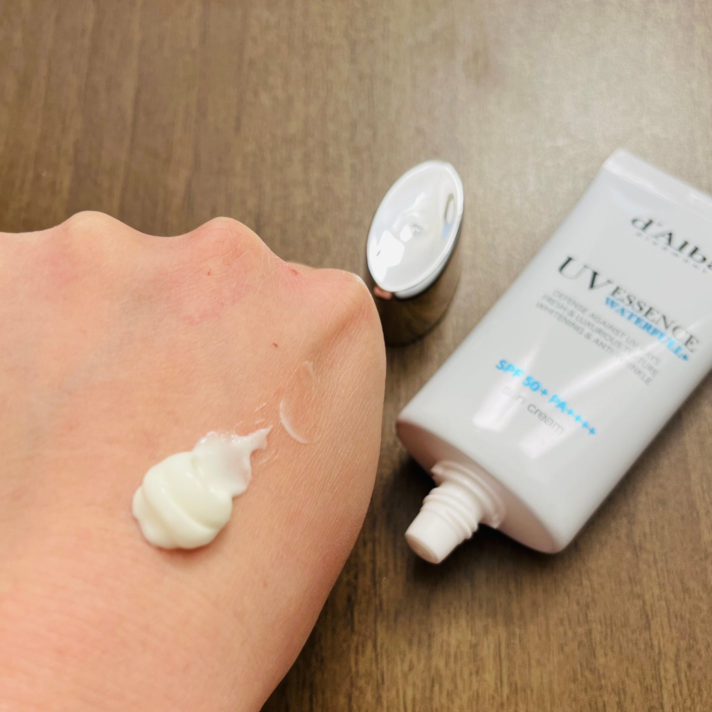 ダルバ ウォータフル エッセンス サンクリーム/ダルバ/日焼け止めクリームを使ったクチコミ(2枚目)