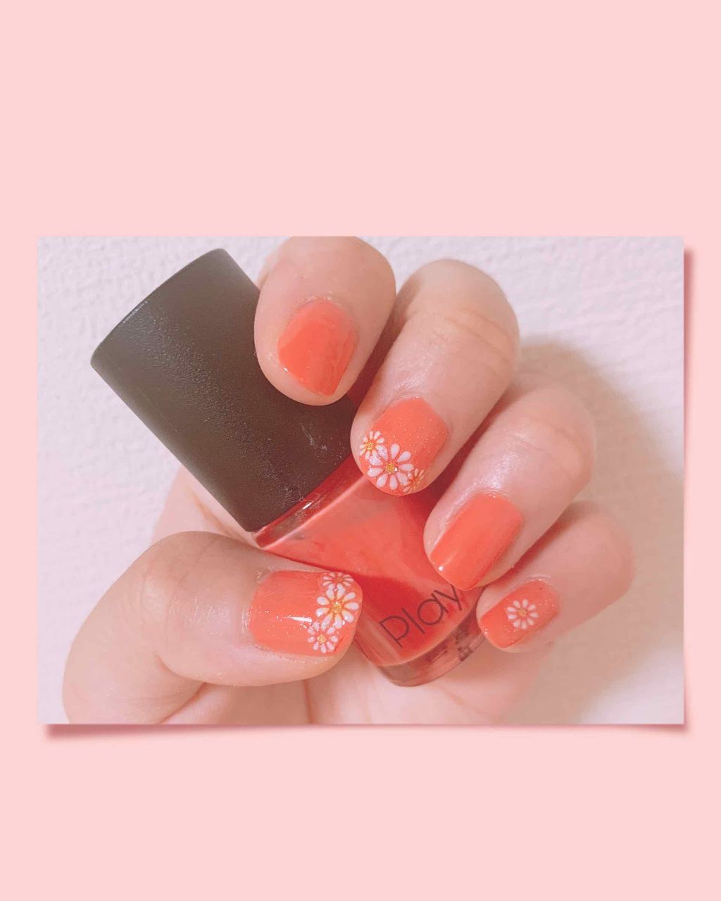 ETUDE HOUSEで買ったPrayネイルシリーズを使って塗りました(🍓´▽`🍓)

この色めちゃめちゃ可愛いですよ❤
少し透け感がある色でオススメ⸜( ˙▿˙ )⸝

#ETUDE HOUSE #ネイル #セルフネイル #お花