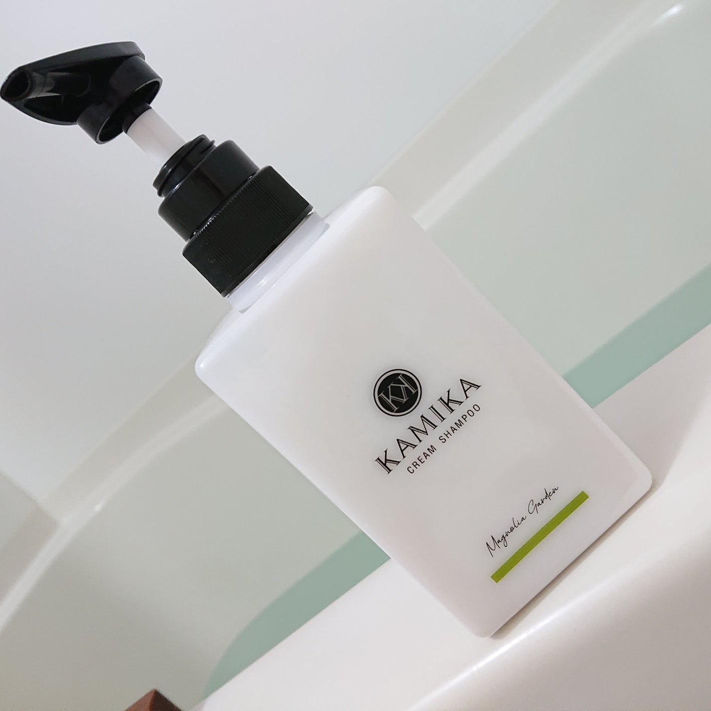 クリームシャンプー マグノリアガーデン/KAMIKA/サロンシャンプーを使ったクチコミ(2枚目)