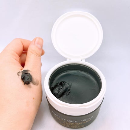 パーフェクトワンフォーカス スムースクレンジングバーム ディープブラック/PERFECT ONE FOCUS/クレンジングバームを使ったクチコミ(4枚目)