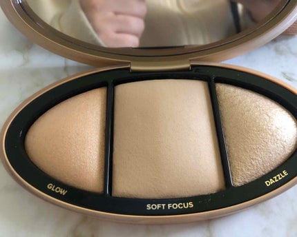 ボーン ディス ウェイ ターン アップ ザ ライト ハイライティング パレット/Too Faced/プレストパウダーを使ったクチコミ(2枚目)
