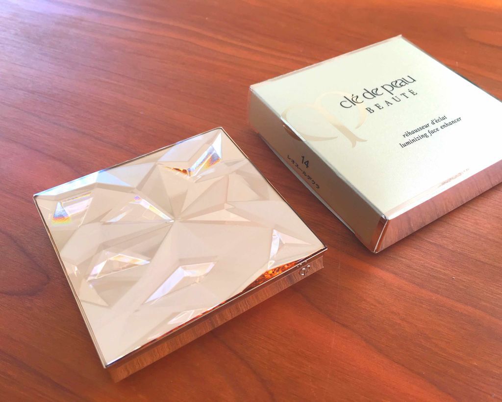 クレ・ド・ポー ボーテ レオスールデクラ/クレ・ド・ポー ボーテ/パウダーハイライトを使ったクチコミ（2枚目）