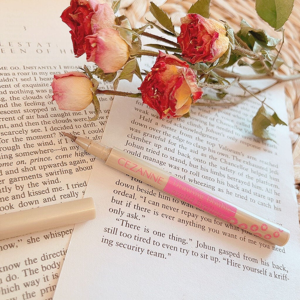 描くふたえアイライナー/CEZANNE/リキッドアイライナーを使ったクチコミ(1枚目)