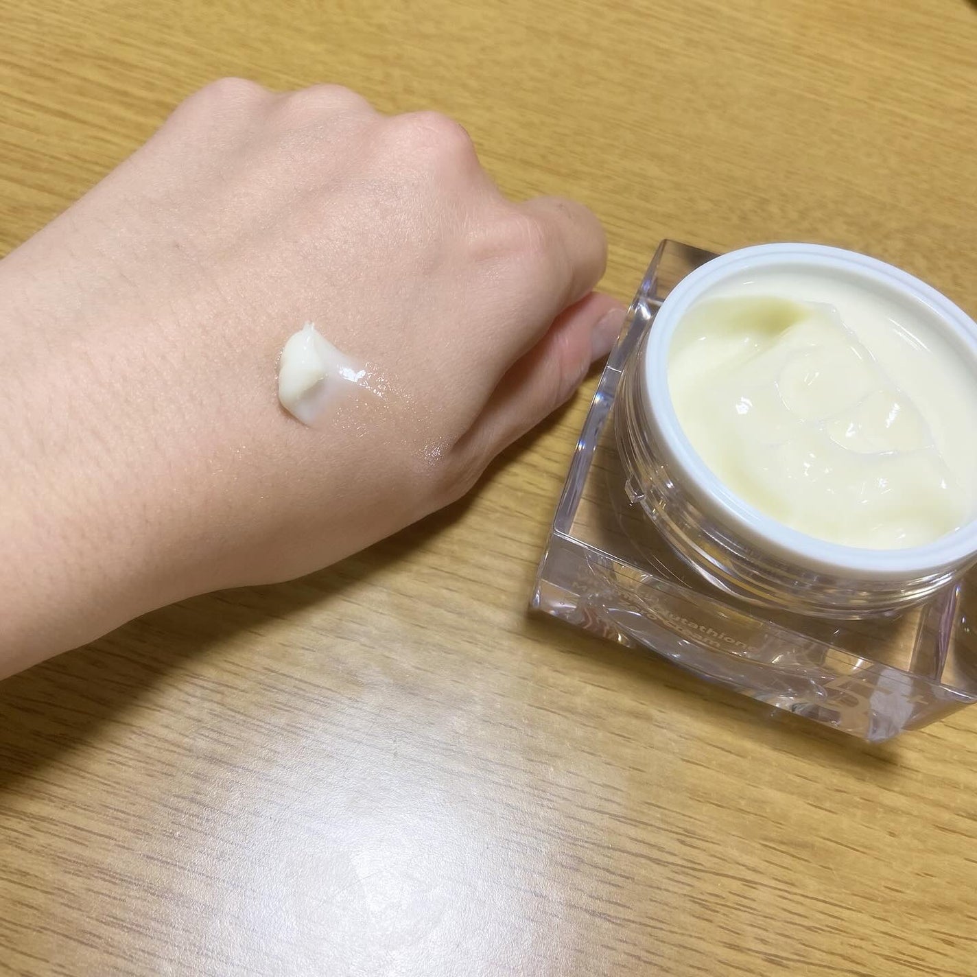 5番 白玉グルタチオンCメラゼロクリーム/numbuzin/フェイスクリームを使ったクチコミ(3枚目)