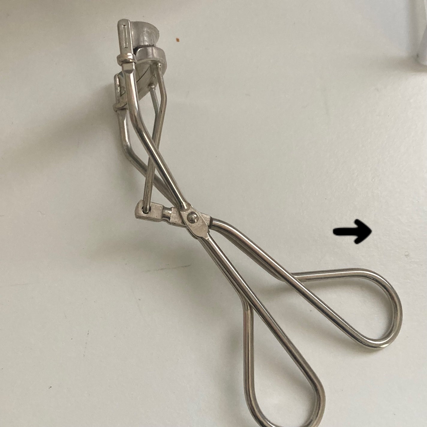 モイストピュアカラーリップ/ニベア/リップクリームを使ったクチコミ(2枚目)