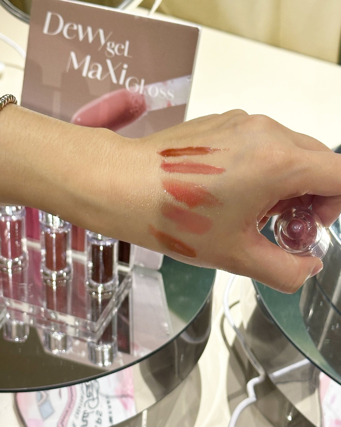 ソフトブラーリングアイパレット/wakemake/アイシャドウパレットを使ったクチコミ(7枚目)