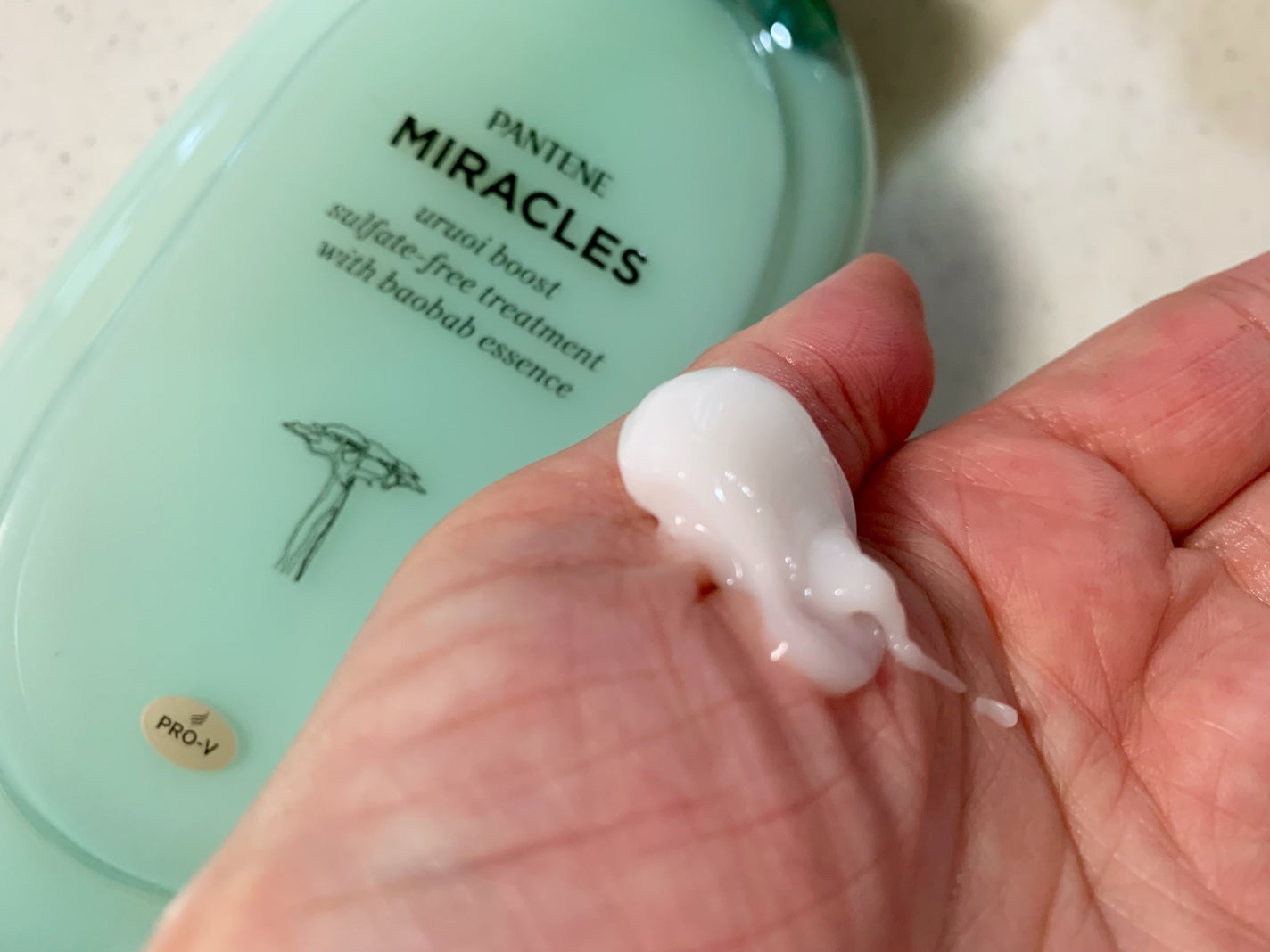 ミラクルズ うるおいブースト シャンプー/トリートメント/パンテーン/市販シャンプーを使ったクチコミ(4枚目)