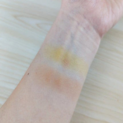 マルチカラーバリエーション マット/チャコット・コスメティクス/単色アイシャドウを使ったクチコミ(3枚目)