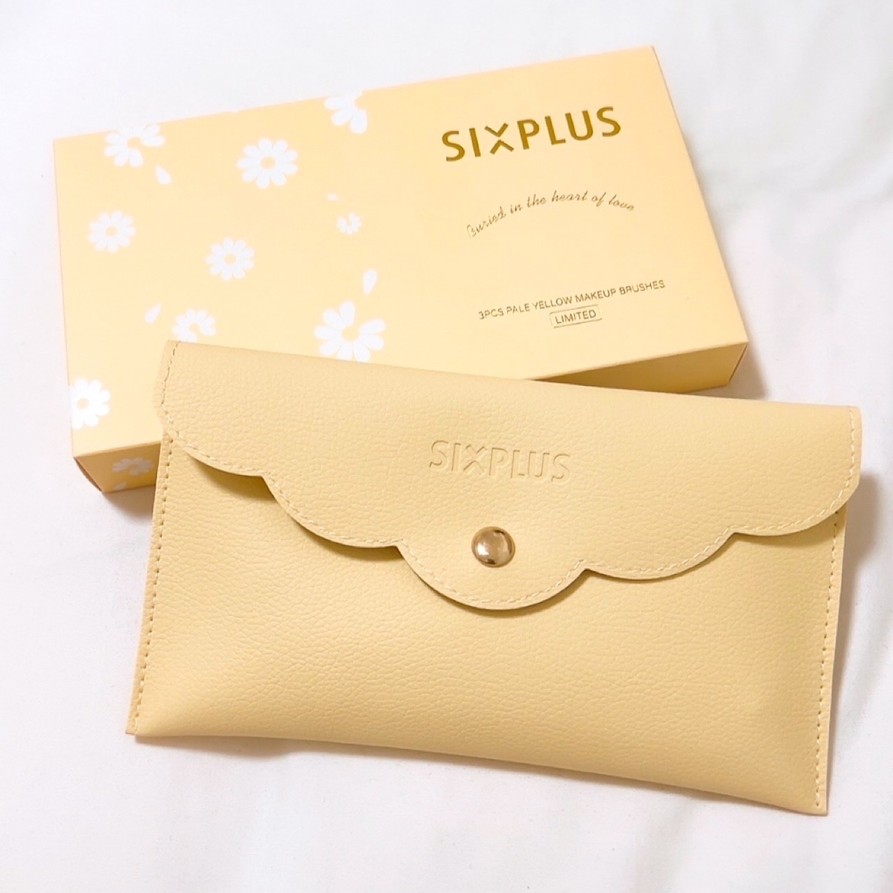 SIXPLUS ペイルイエローメイクブラシ３本セット -Daisyシリーズ/SIXPLUS/メイクブラシを使ったクチコミ（3枚目）