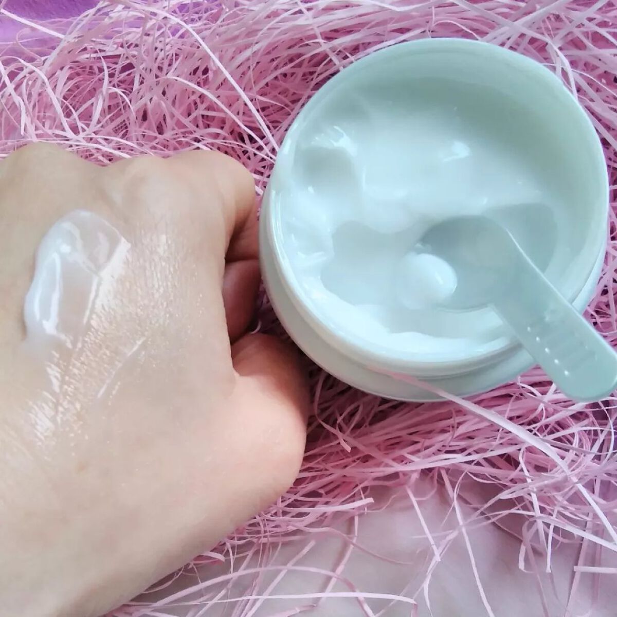 パーフェクトワン 薬用ホワイトニングジェル/パーフェクトワン/オールインワン化粧品を使ったクチコミ(4枚目)