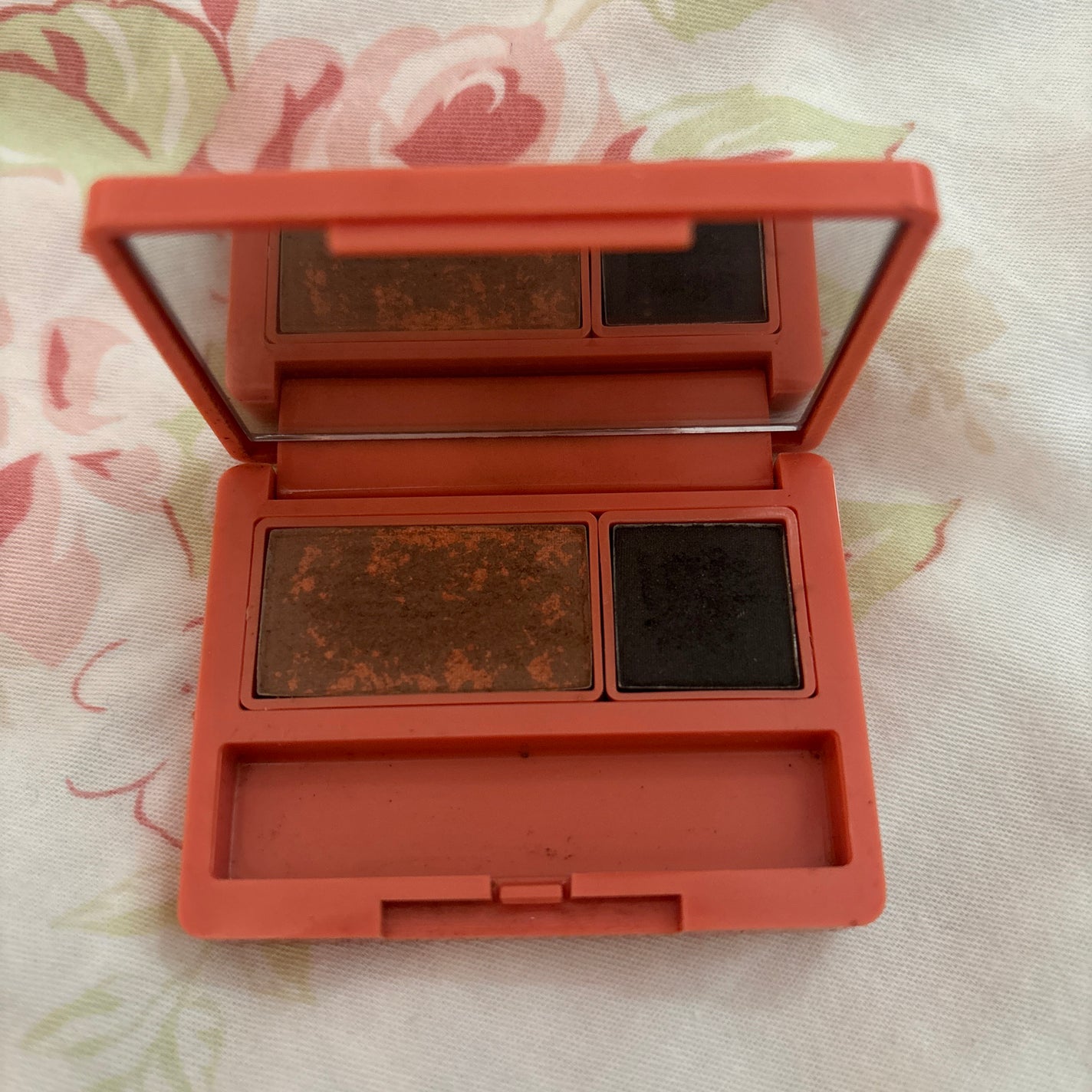 N by ONLY MINERALS ミネラルスキャンブロウ/ONLY MINERALS/パウダーアイブロウを使ったクチコミ(1枚目)