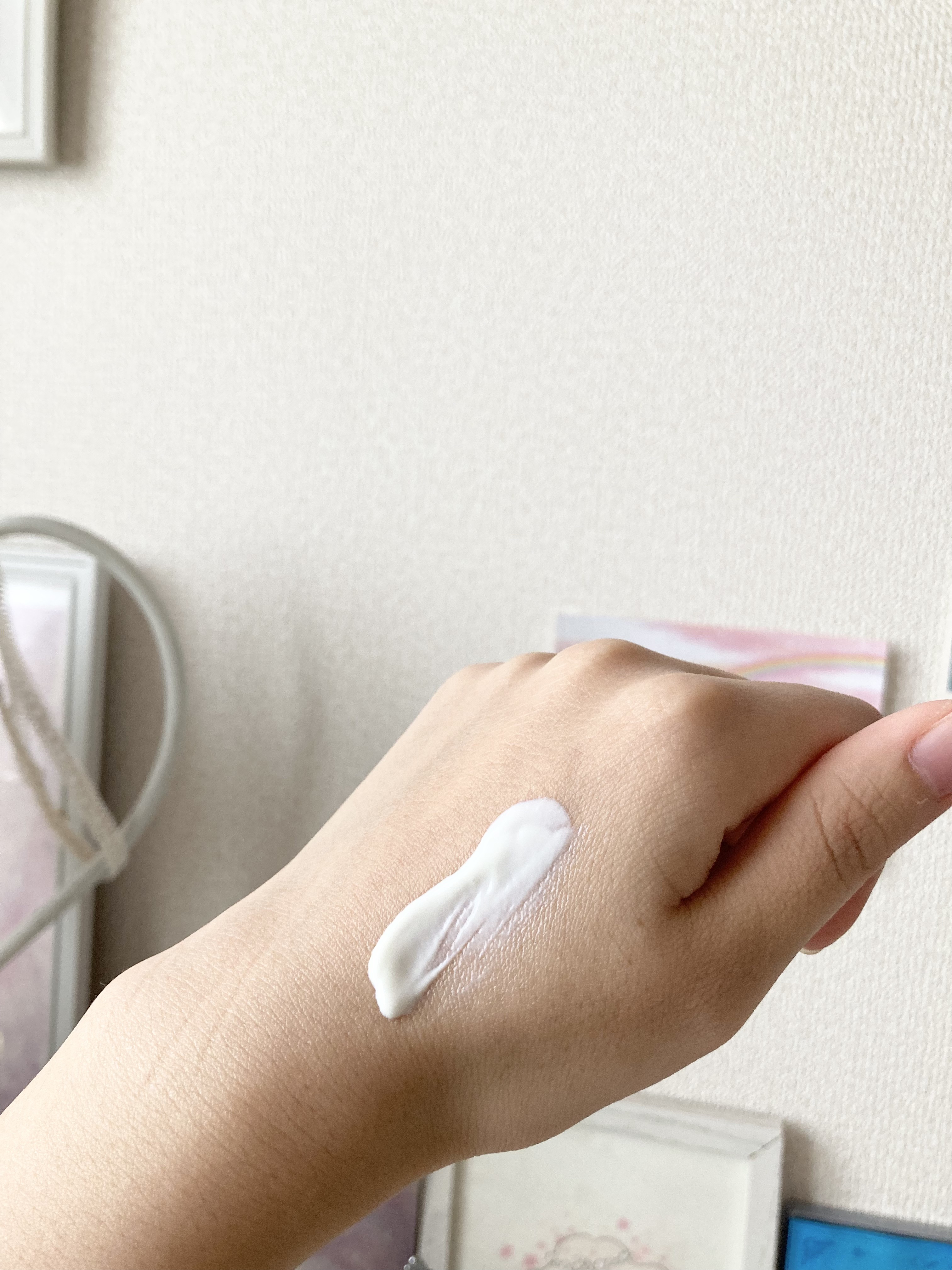 ヴィーガン リリーフ サン エッセンス /athé/日焼け止めクリームを使ったクチコミ（2枚目）