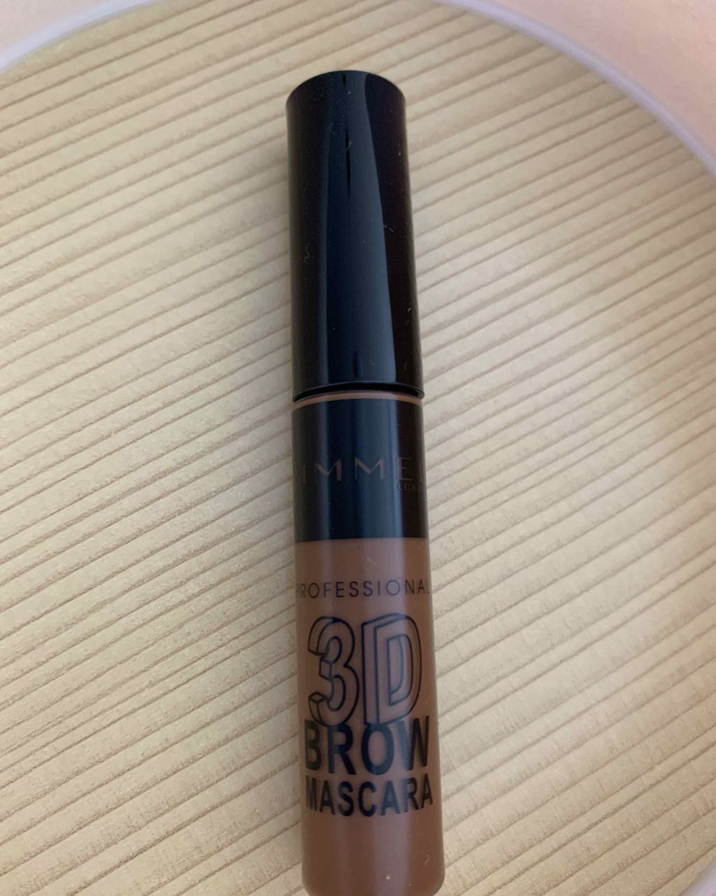 プロフェッショナル 3Dブロウ マスカラ/リンメル ロンドン/眉マスカラを使ったクチコミ（3枚目）