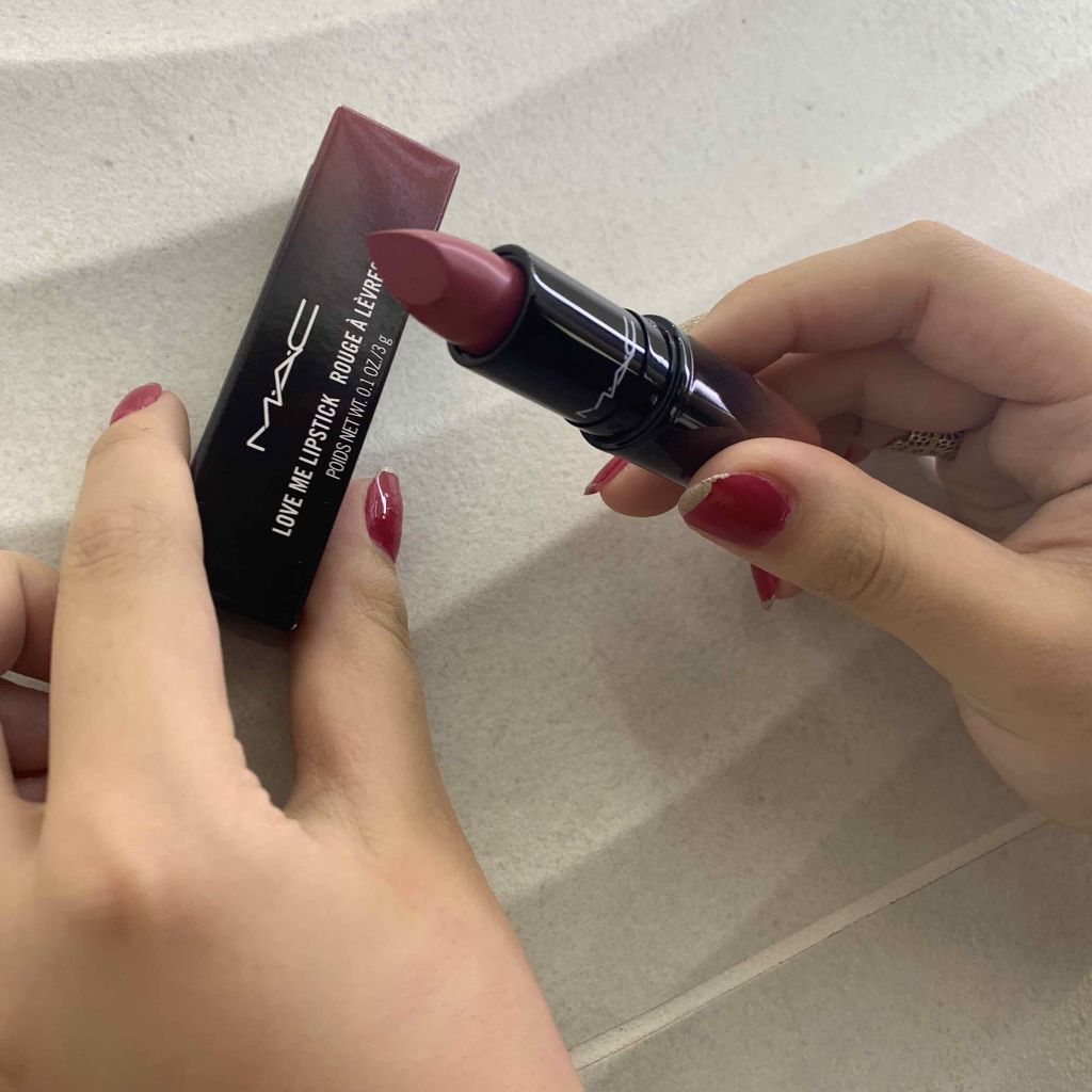 ラブ ミー リップスティック /M・A・C/口紅を使ったクチコミ（2枚目）