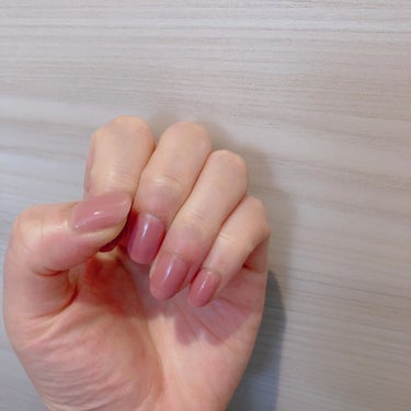 最近お気に入りのネイル💅
パラドゥのネイルファンデーション　BO02 ベージュオークル　


指がキレイに見える気がする！


ネイルファンデーションの他の色も持ってますが、この色がいちばん肌の色に合う