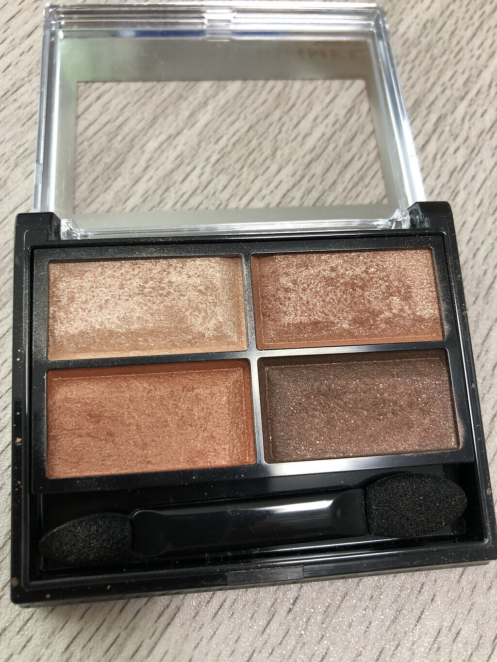 ロイヤルヴィンテージ アイズ/リンメル ロンドン/アイシャドウパレットを使ったクチコミ（2枚目）