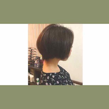 空芯菜  on LIPS 「コスメではありません。今回高校を卒業したので、初めてのヘアカラ..」（1枚目）