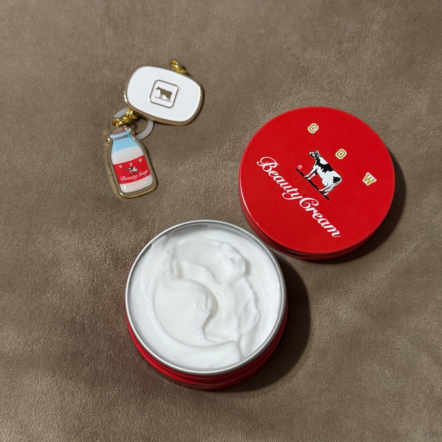 カウブランド 赤箱ビューティクリーム/カウブランド/ボディクリームを使ったクチコミ(4枚目)