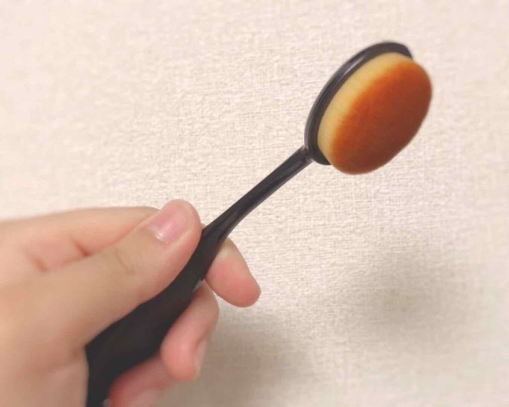 春姫ファンデーションブラシ(オーバル型)/DAISO/メイクブラシを使ったクチコミ(1枚目)