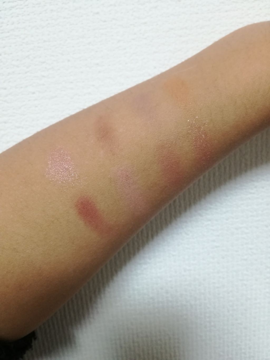 ミニチョコレートアイシャドウパレット/MAKEUP REVOLUTION/アイシャドウパレットを使ったクチコミ(3枚目)