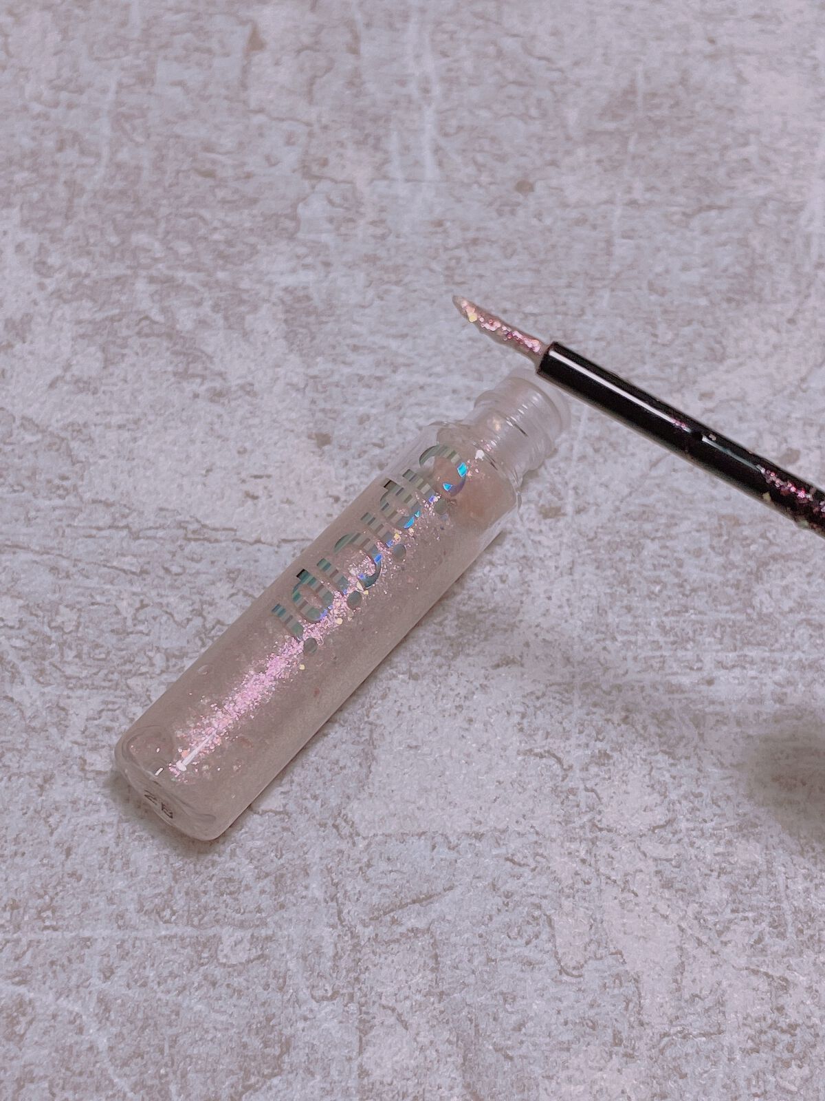 グリッター イルミネーションライナー R/CipiCipi/リキッドアイライナーを使ったクチコミ(3枚目)