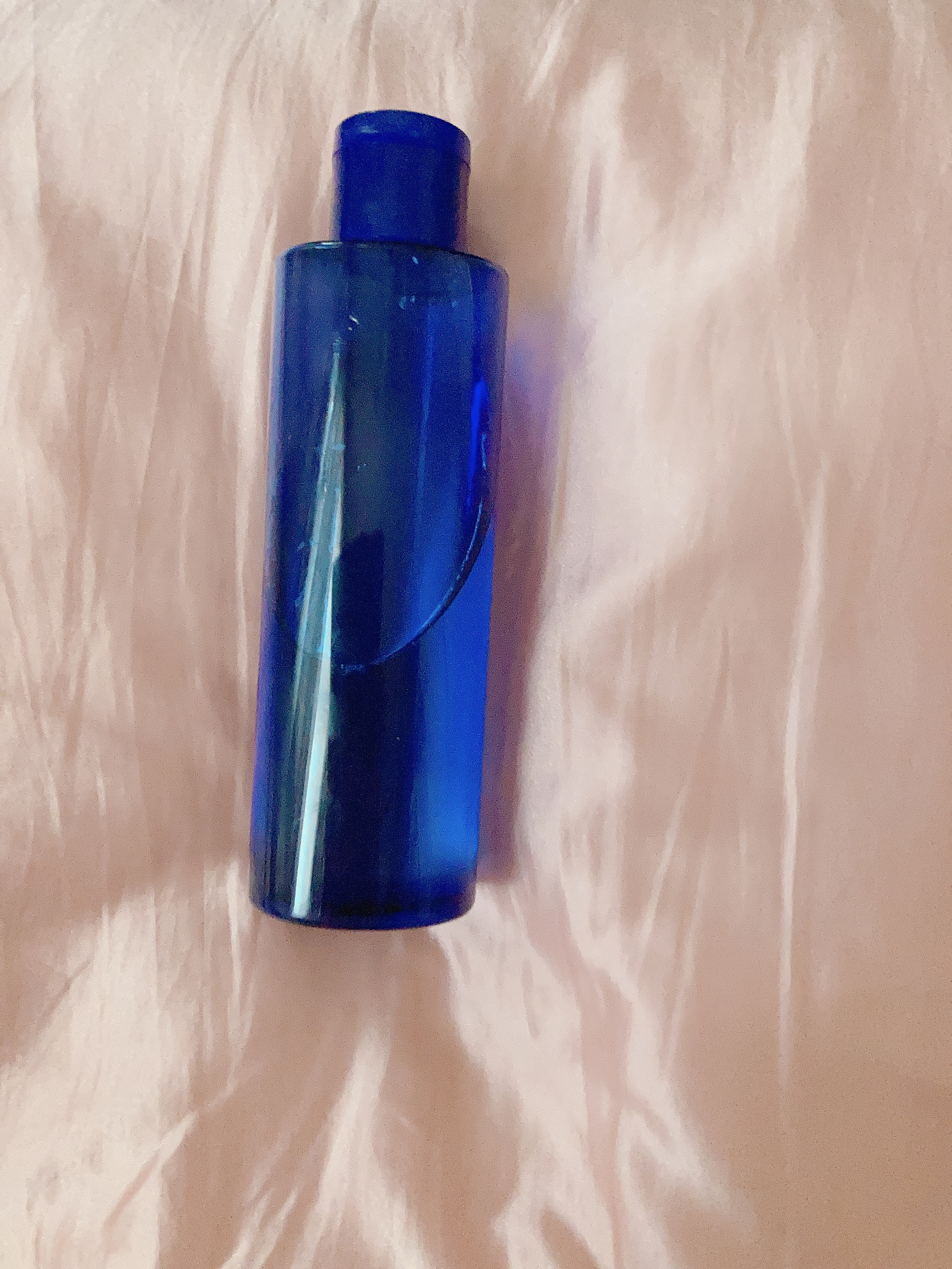 雪肌精 クリアウェルネス シェーキング オイル クレンザー D・Tのクチコミ「久々の投稿です🐿

雪肌精のクリアウェルネスシリーズのクレンジングです❄️

こちらは2層タイ.....」（1枚目）