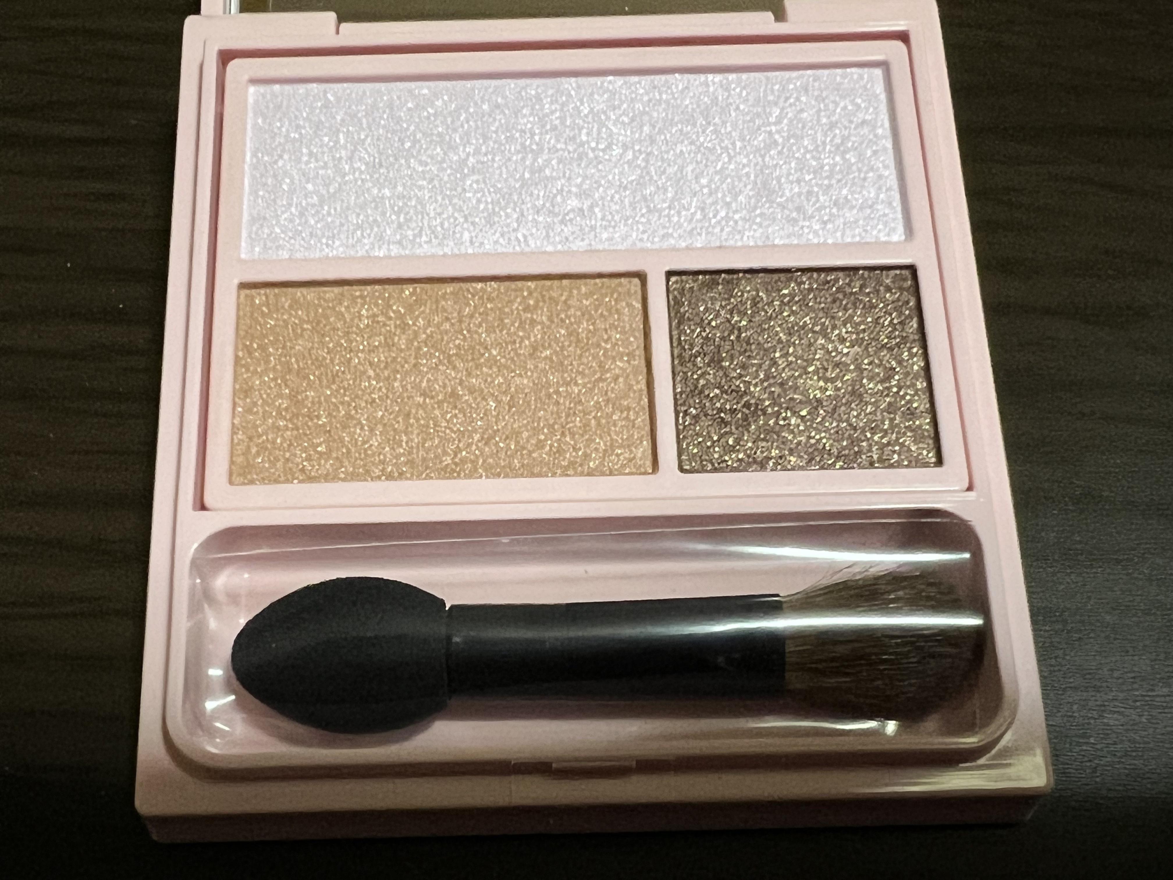 フーミー アイシャドウパレット center pink/WHOMEE/アイシャドウパレットを使ったクチコミ（1枚目）